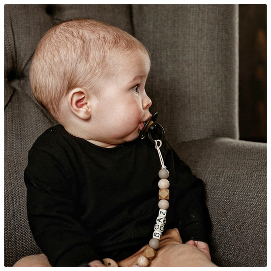 Speenkoord met naam - Taupe