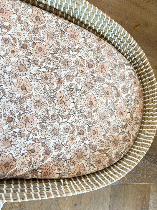 Hoeslaken verschoonmand/kinderwagen - bloemen beige