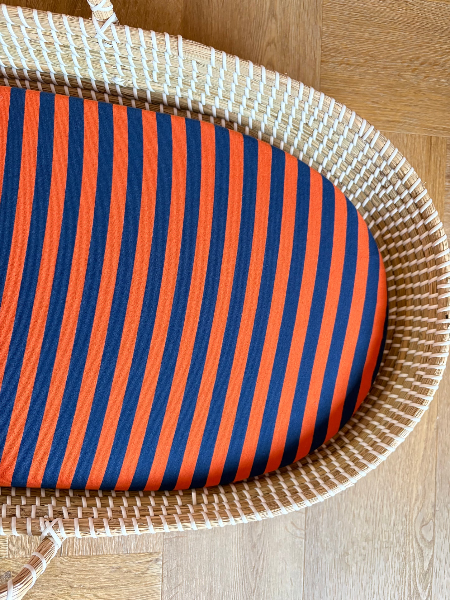 Hoeslaken verschoonmand/kinderwagen - strepen - blauw/oranje