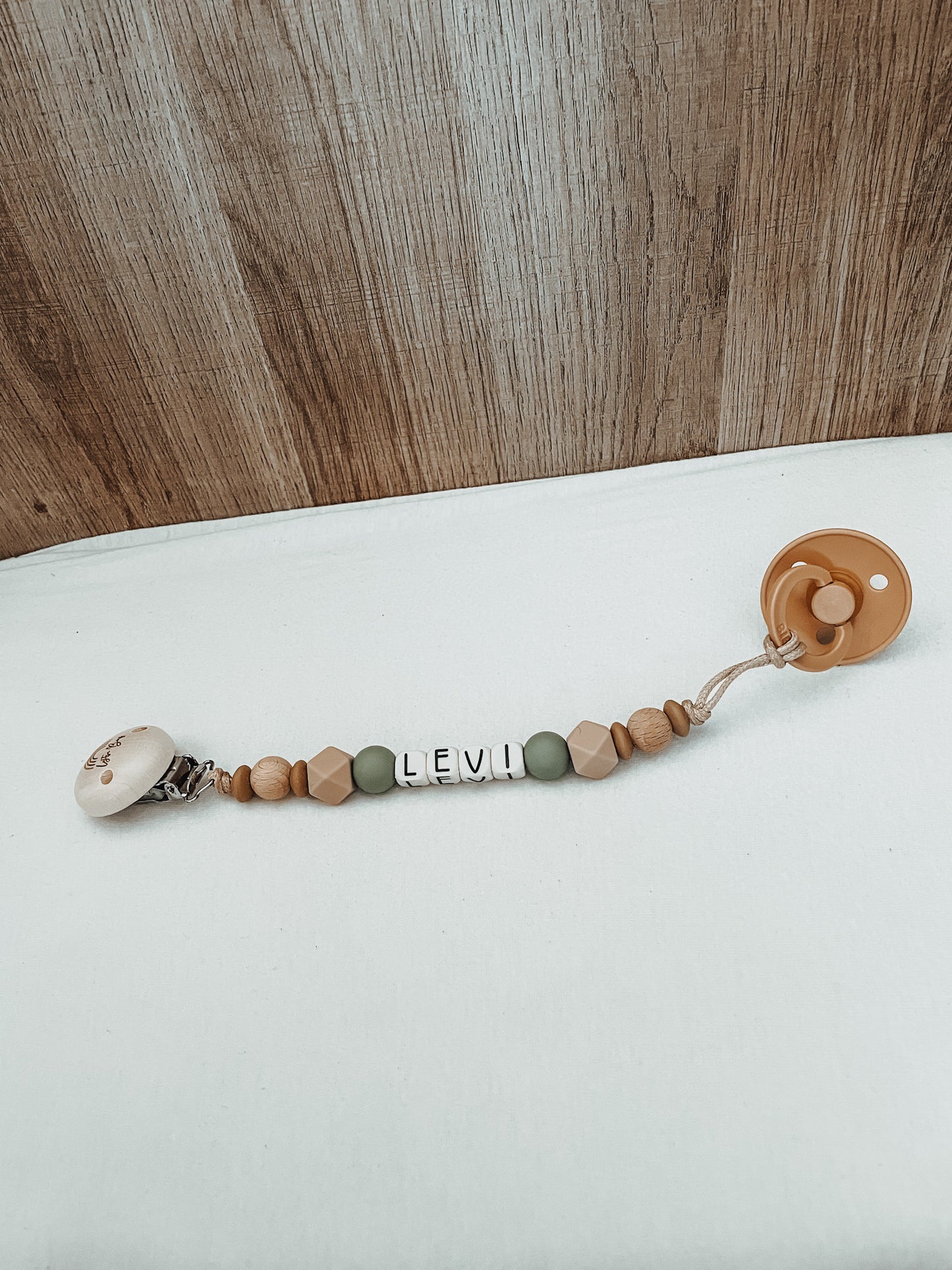 Speenkoord met naam - Groen Camel